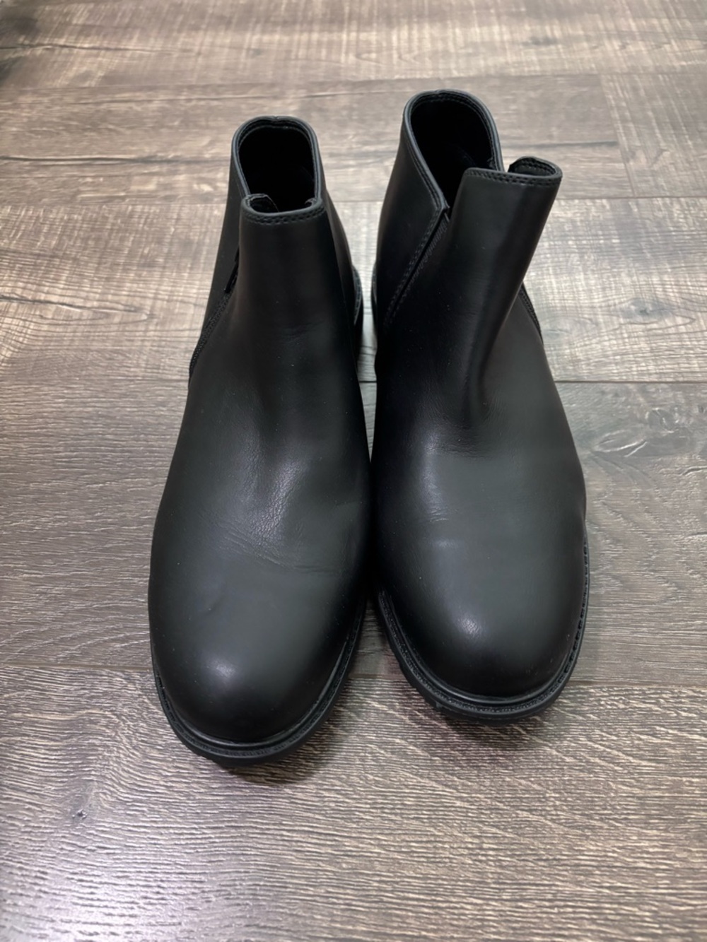 White Mountain Women's Black Ankle Booties
